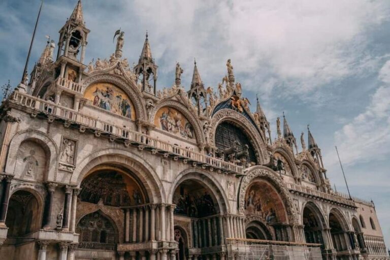 Venice: St Mark's Basilica Small-Group Tour with Terrace - Skip-the-line entry: the real value in paying for this