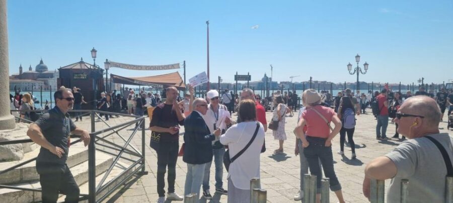 Venice: St. Mark's Basilica Ticket with Audio Guide - Skip-the-line logistics: what you’ll do in 20–40 minutes