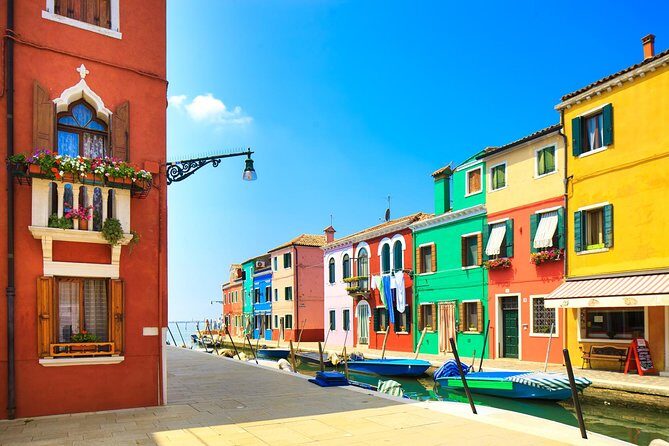 Venice: The Islands of the Lagoon Guided Tour - Panoramic boat time: the best part for photos and for conserving energy