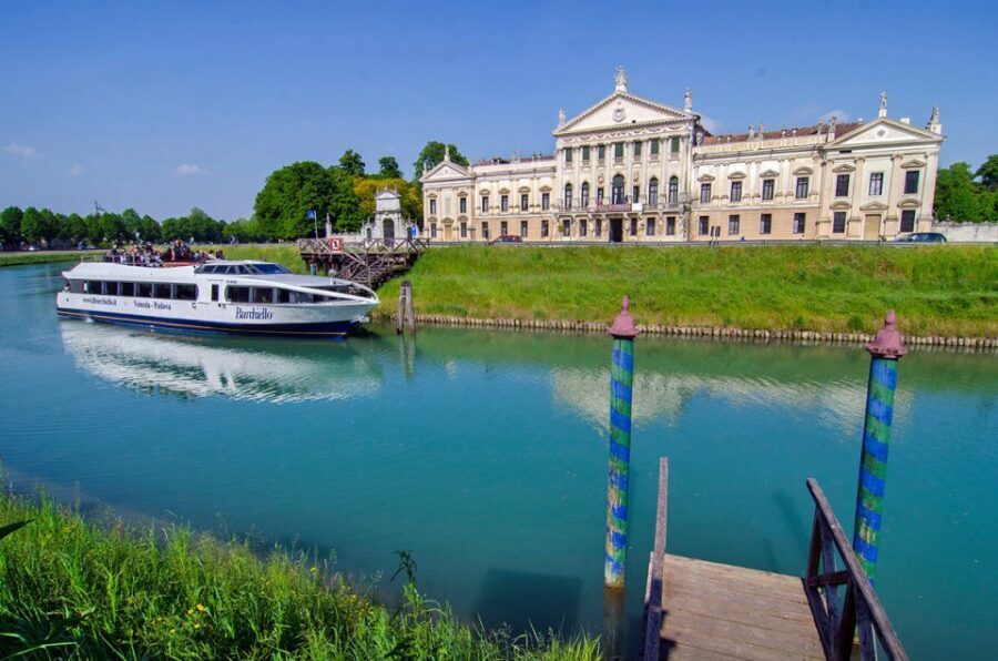 Venice to Padua Full-Day Brenta Riviera Boat Cruise - Why the Venice to Padua Brenta Riviera route feels like a movie