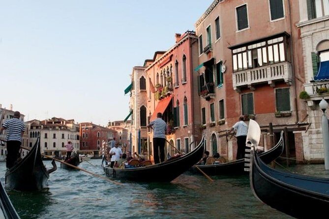 Venice Walking Tour and Gondola Ride - Who Should Book This Tour