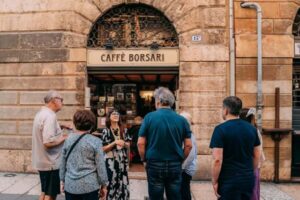 Verona: Food and Wine Tasting Walking Tour - Where you start matters: Porta Borsari and the short walking rhythm