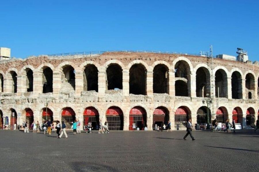 Verona: Highlights and Hidden Gems Walking Tour - Pont(e) scenes and riverside rhythm: Ponte Pietra and Riva San Lorenzo